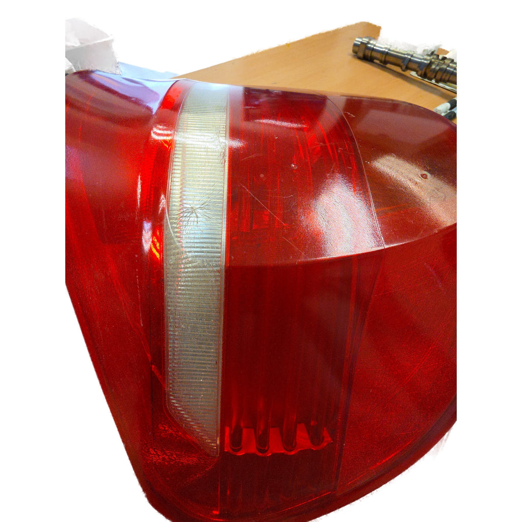 Luz trasera izquierda BMW X5 2008