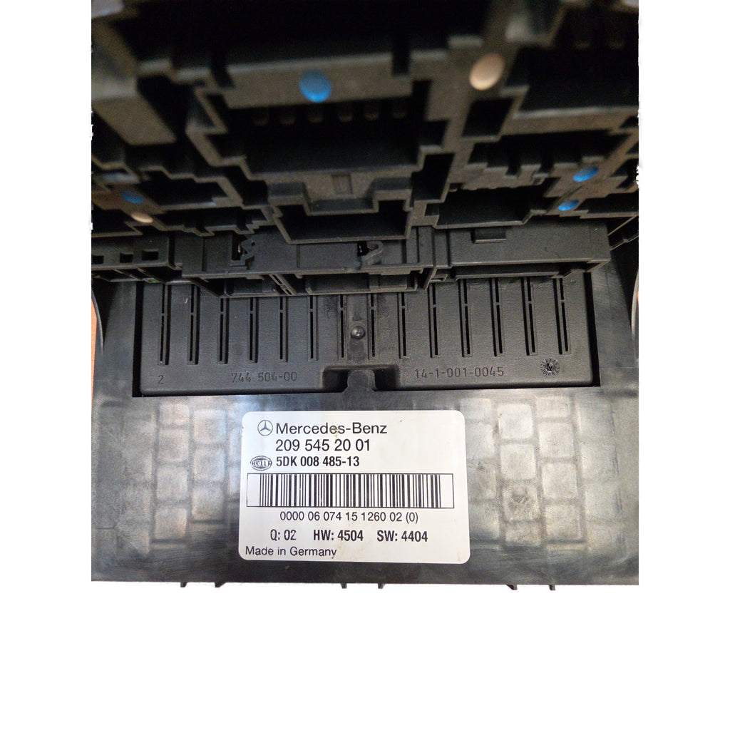 Módulo SAM de relé de fusible delantero Mercedes-Benz W203, C230, C240, C280 2001 - 2009 OEM 2095452001
