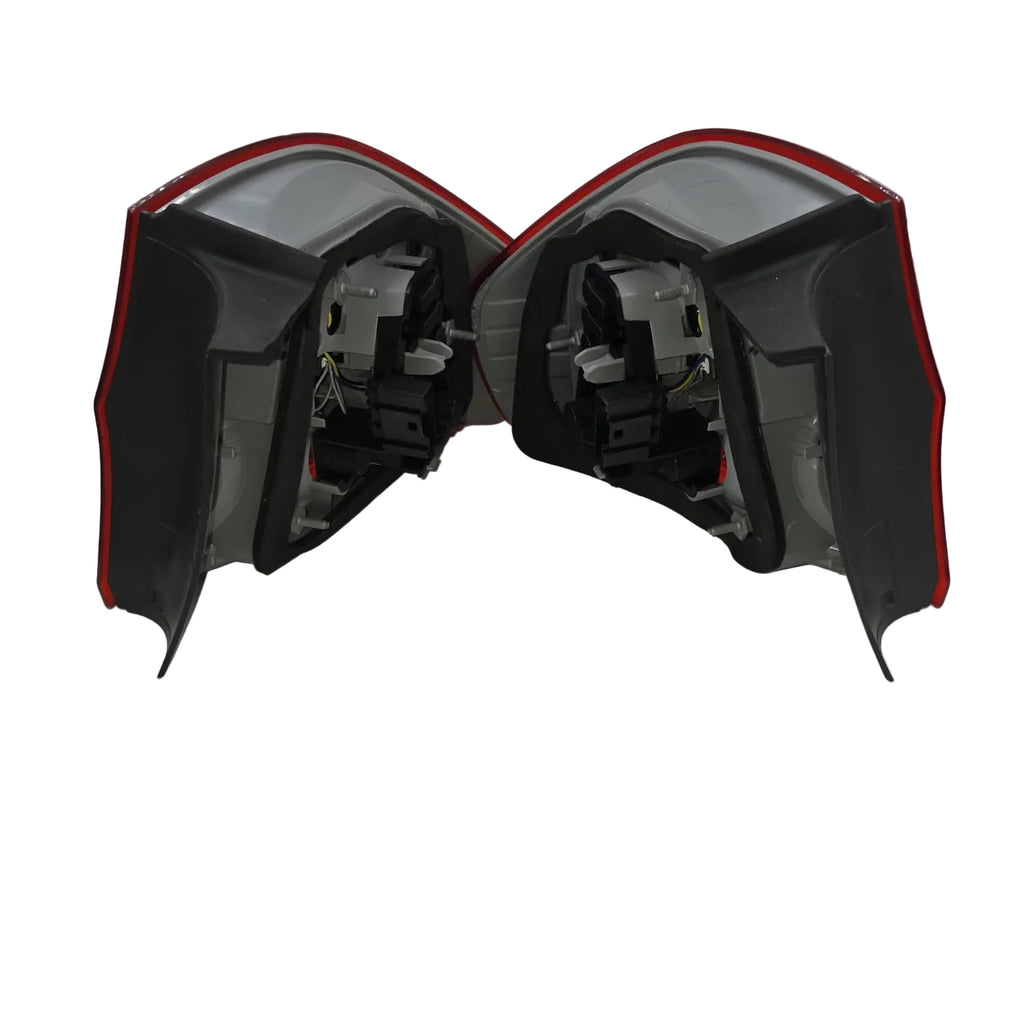 Juego de luces traseras BMW Serie 3 Sedán, 328i, 335i, M3 2009 - 2011