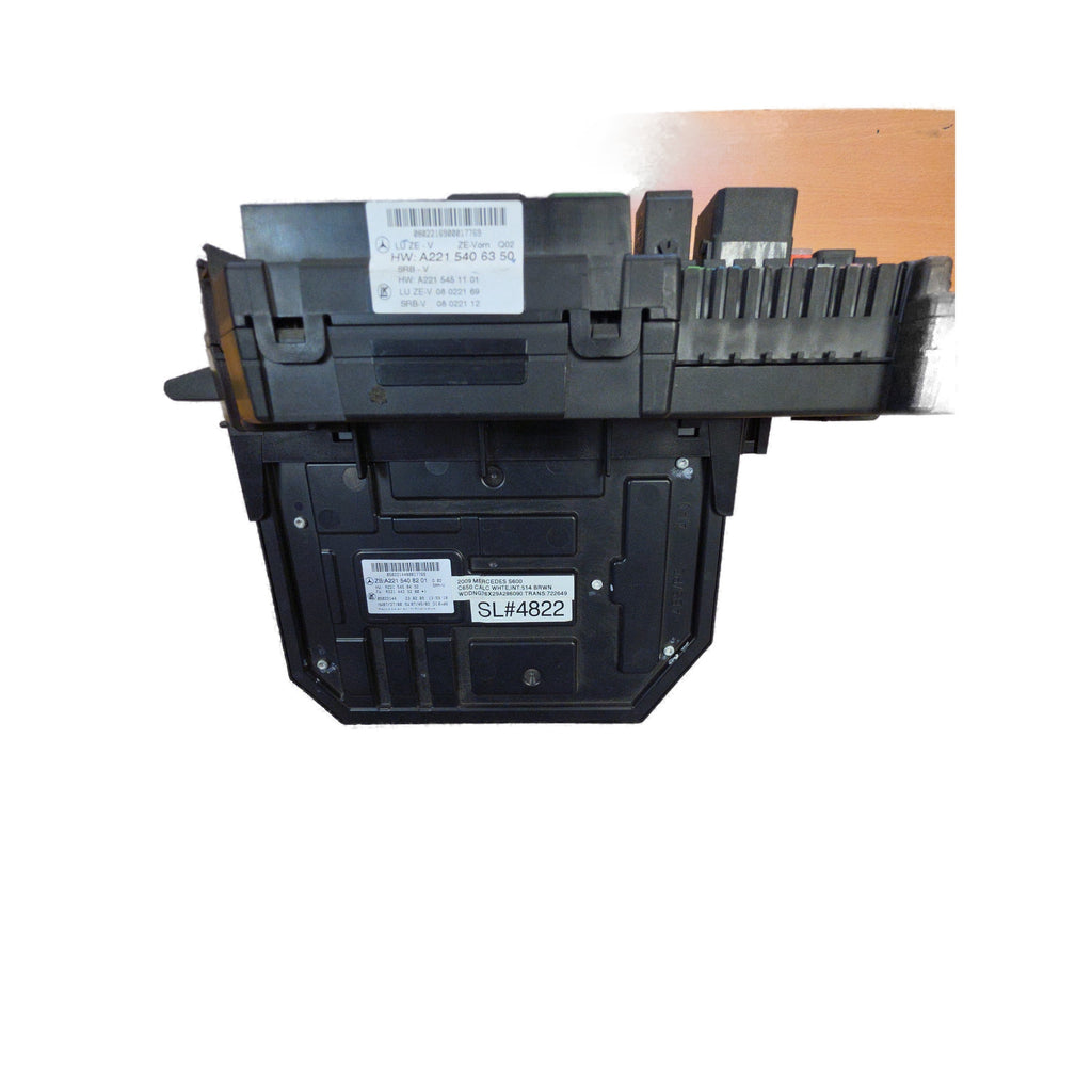 Módulo SAM de relés y caja de fusibles delantera Mercedes-Benz W216, W221, Clase CL, Clase S OEM A2215408201