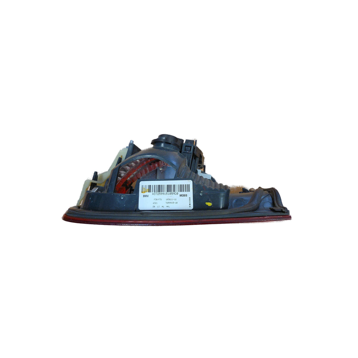Luz trasera de cajuela, lado izquierdo BMW F30 2013 - 2016